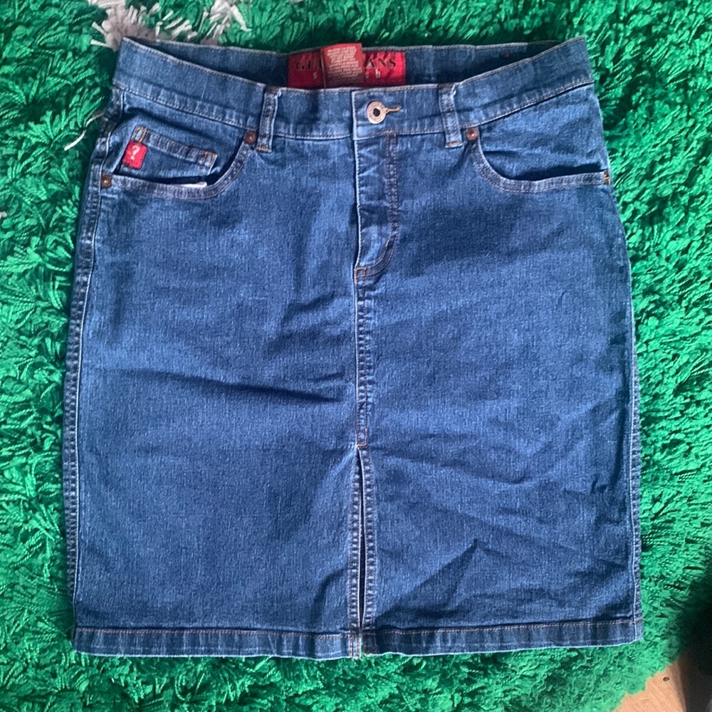 Y2k Guess skirt size 30